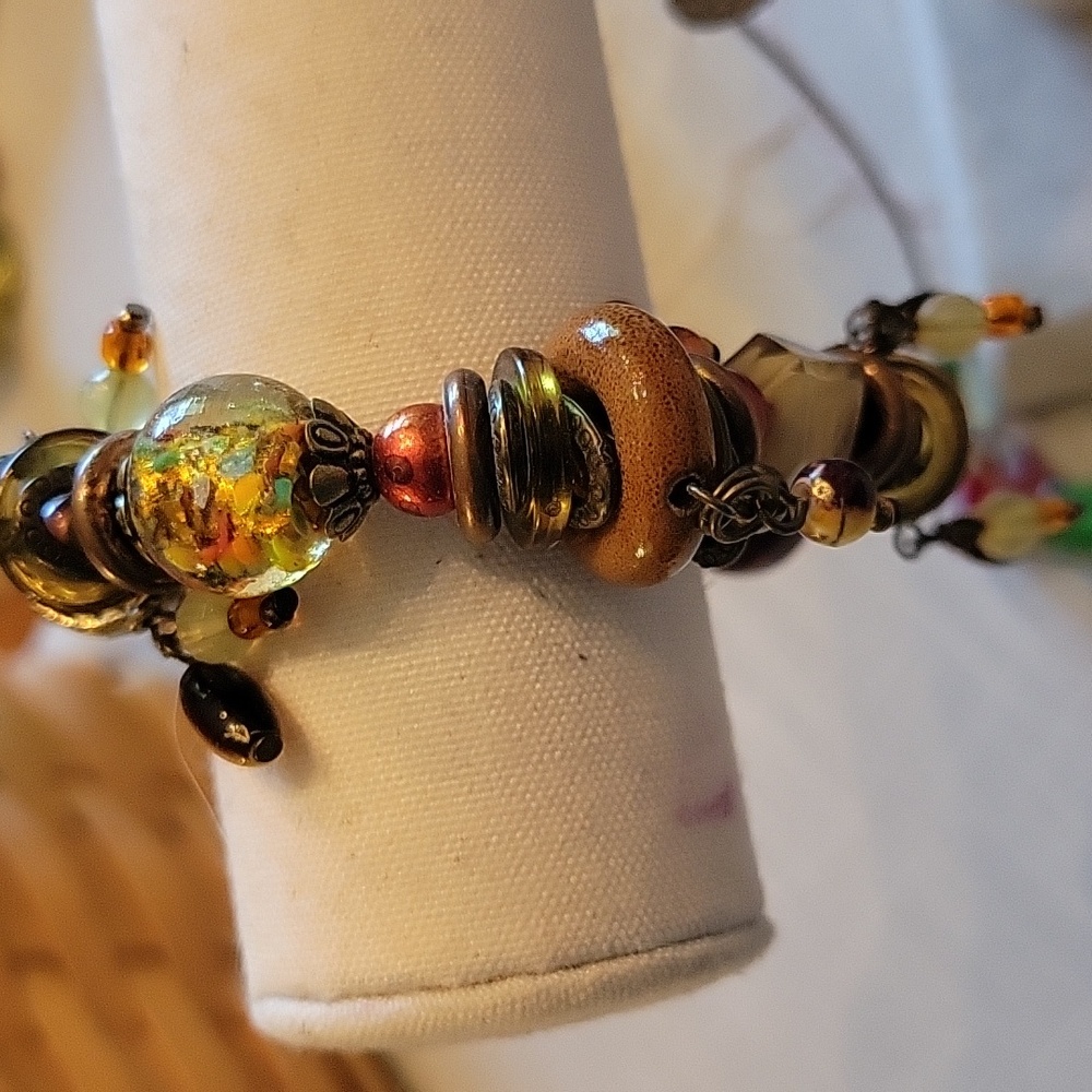 Nwot Braclet - image 2